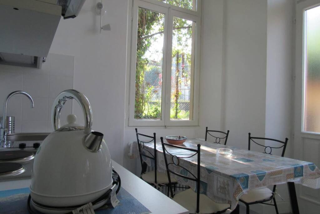Villa Peachey, Intero Piano Con Giardino ستريزا المظهر الخارجي الصورة